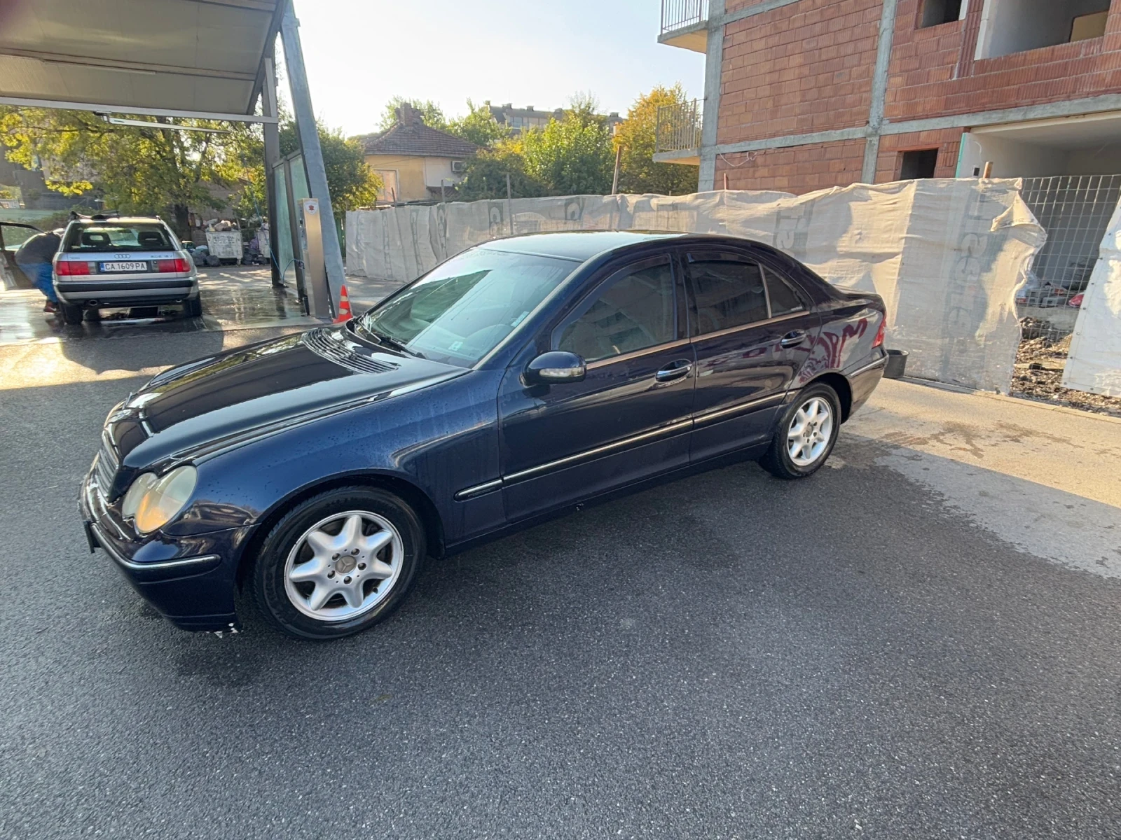 Mercedes-Benz C 180  - изображение 2