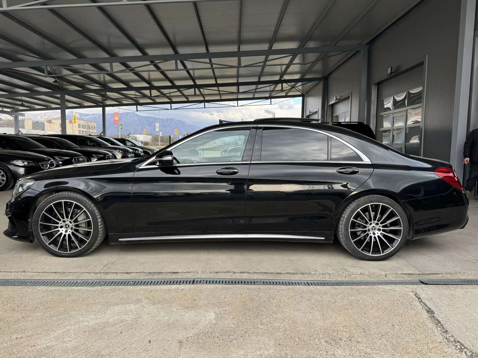 Mercedes-Benz S 350 d* 258ps* L* AMG* 9G* 3xTV* Pano* Head Up* FULL - изображение 2