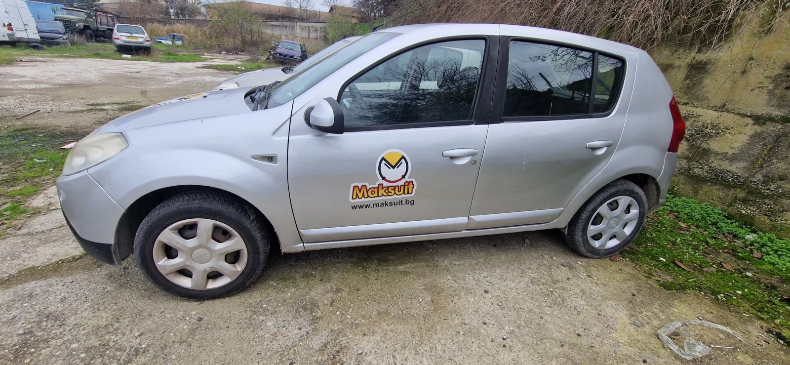 Dacia Sandero  - изображение 2