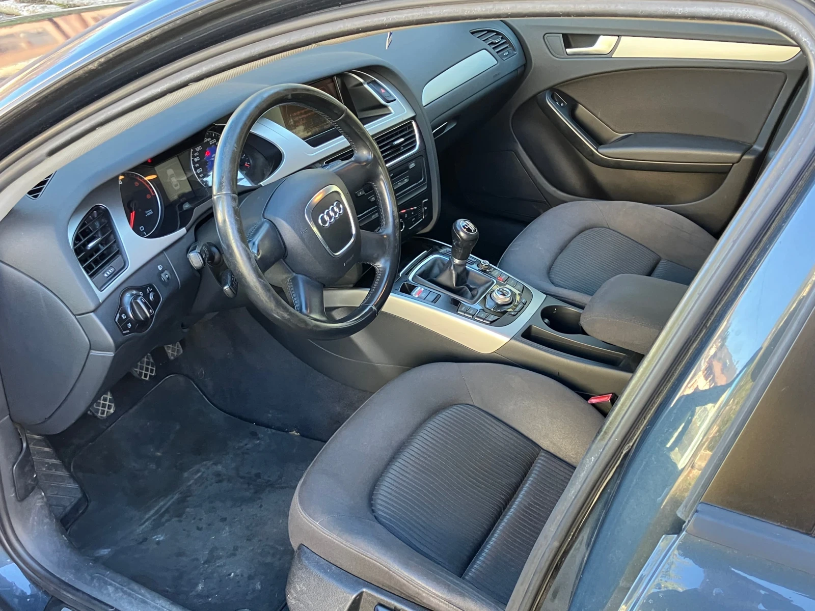 Audi A4 2.0 tdi 136к.с NAVI - изображение 10