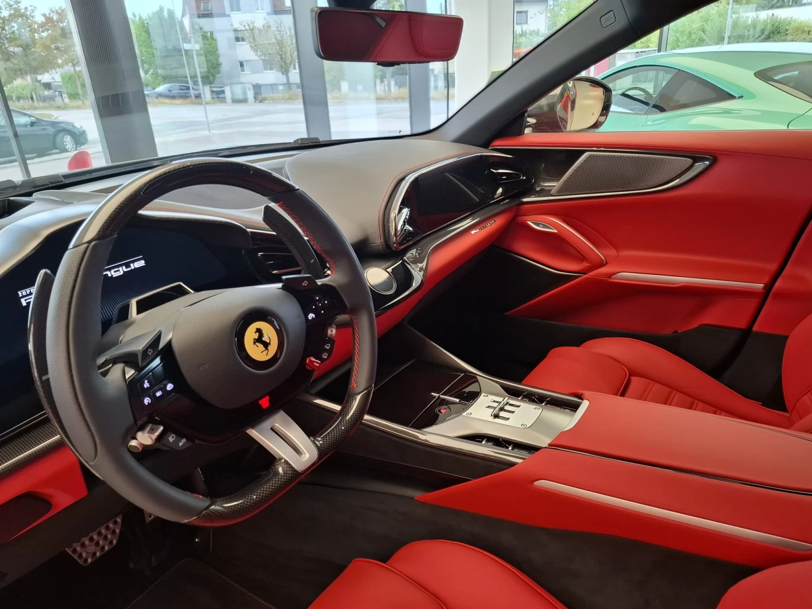 Ferrari Purosangue  Carbon/Pano/Lift/360/Massage/2026, снимка 12 - Автомобили и джипове - 55850194