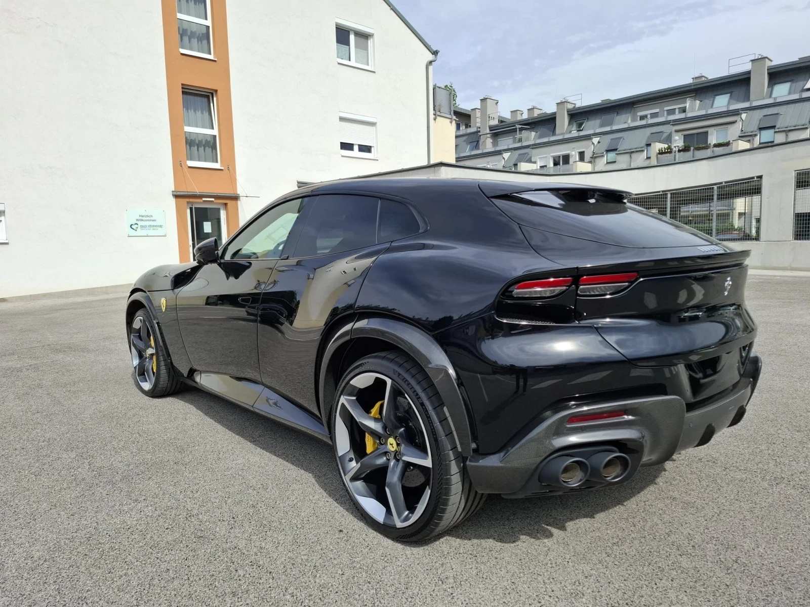 Ferrari Purosangue  2026, снимка 7 - Автомобили и джипове - 55753828