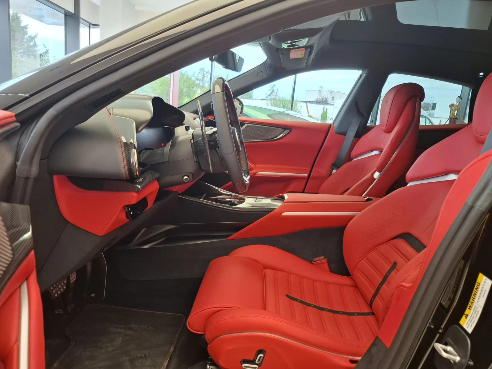 Ferrari Purosangue  Carbon/Pano/Lift/360/Massage/2026, снимка 10 - Автомобили и джипове - 55850194