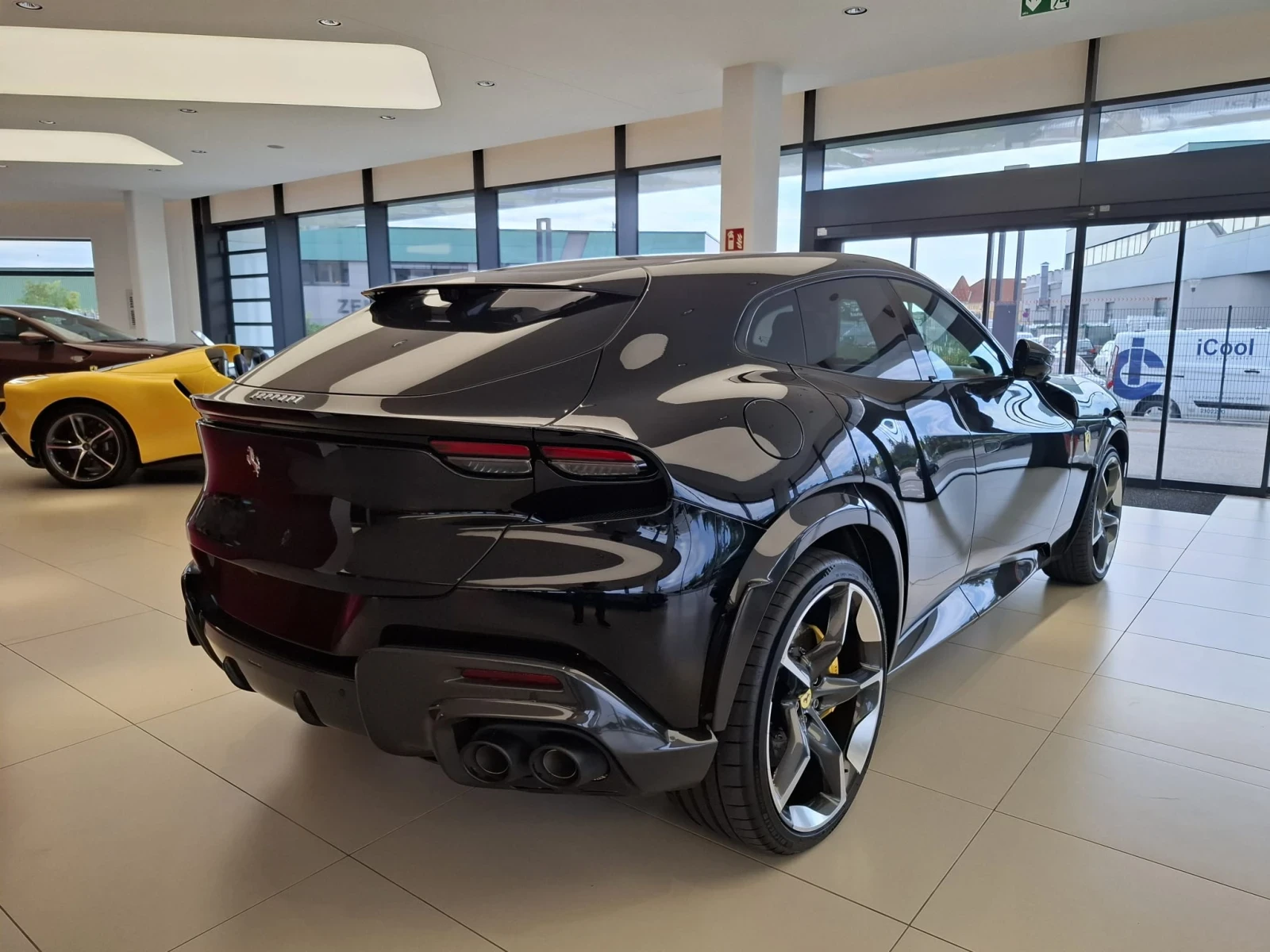 Ferrari Purosangue  Carbon/Pano/Lift/360/Massage/2026, снимка 5 - Автомобили и джипове - 55850194