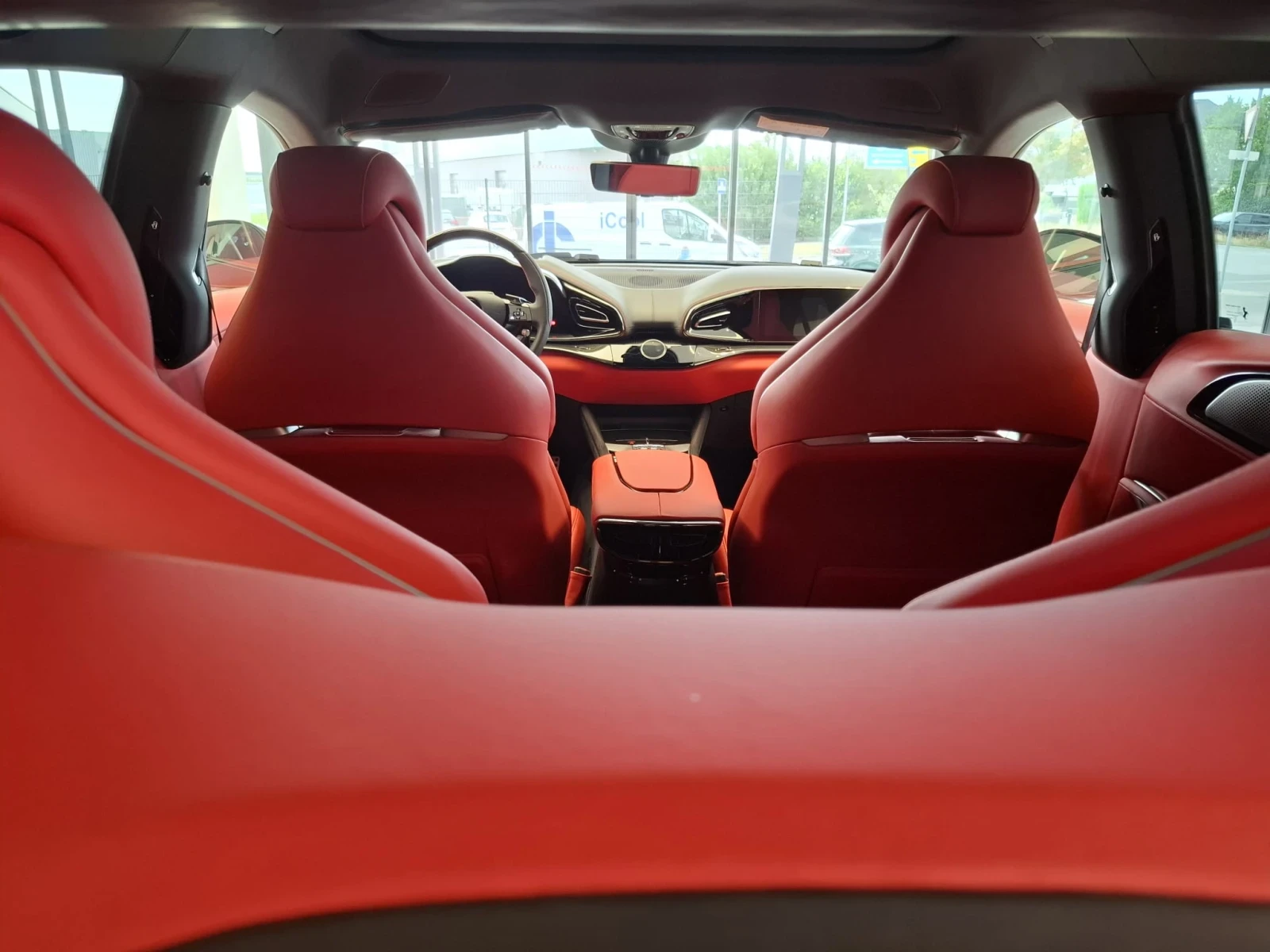 Ferrari Purosangue  Carbon/Pano/Lift/360/Massage/2026, снимка 17 - Автомобили и джипове - 55850194