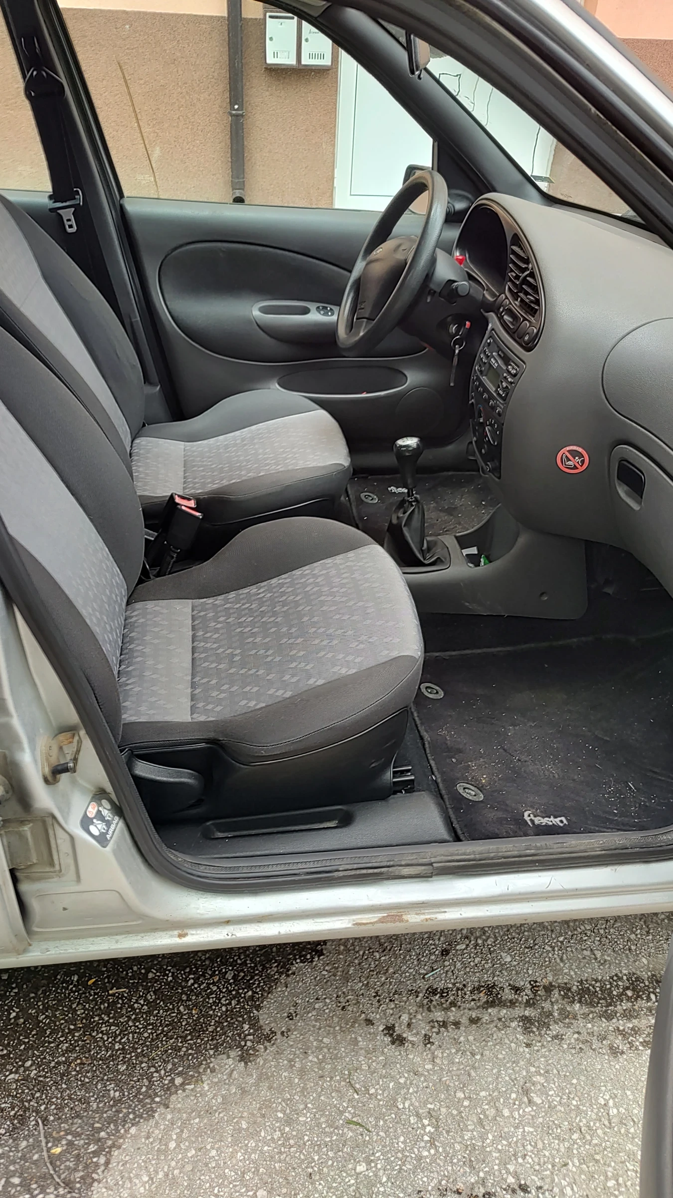 Ford Fiesta  - изображение 5