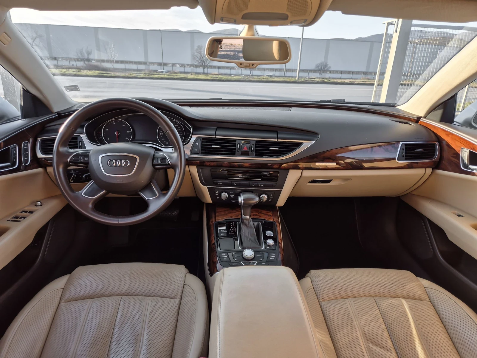 Audi A7 3.0 TDI 2xSLine Обслужена, снимка 9 - Автомобили и джипове - 53772909