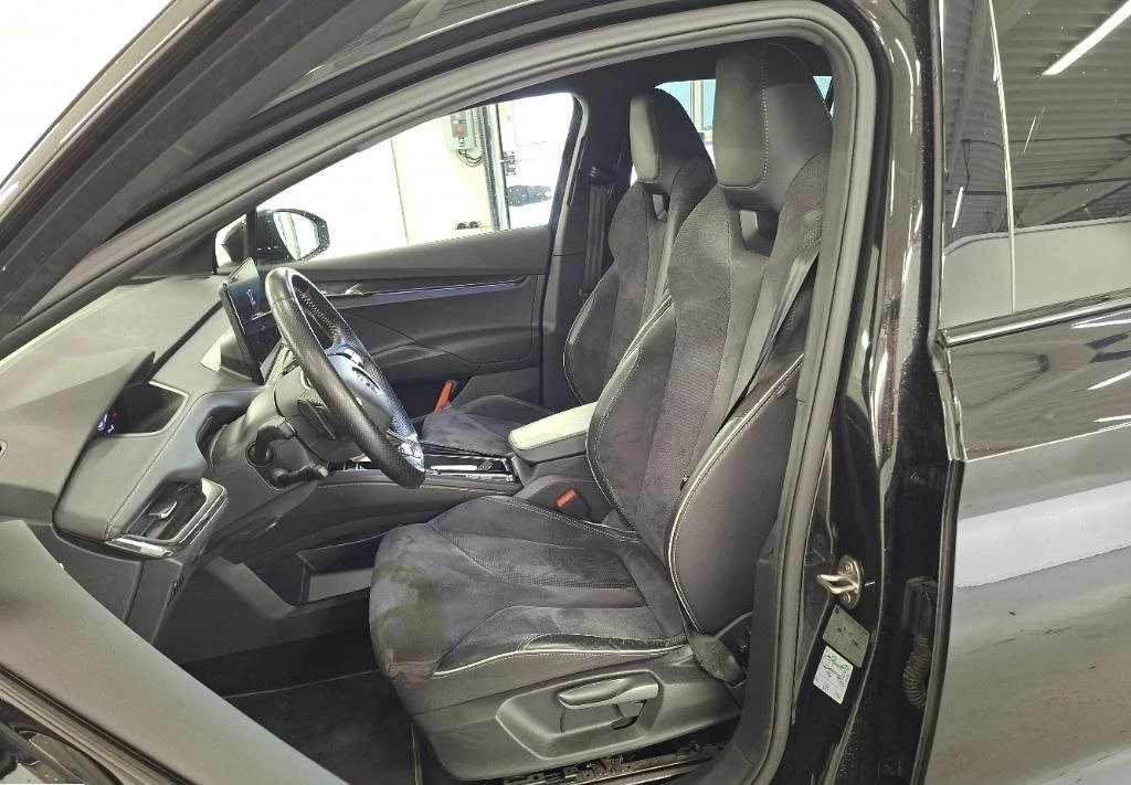 Skoda Enyaq SPORTLINE 82KW, термопомпа, 13.2 дисплей, снимка 6 - Автомобили и джипове - 53861861