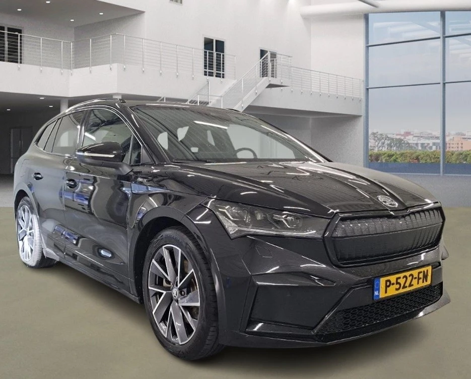Skoda Enyaq SPORTLINE 82KW, термопомпа, 13.2 дисплей