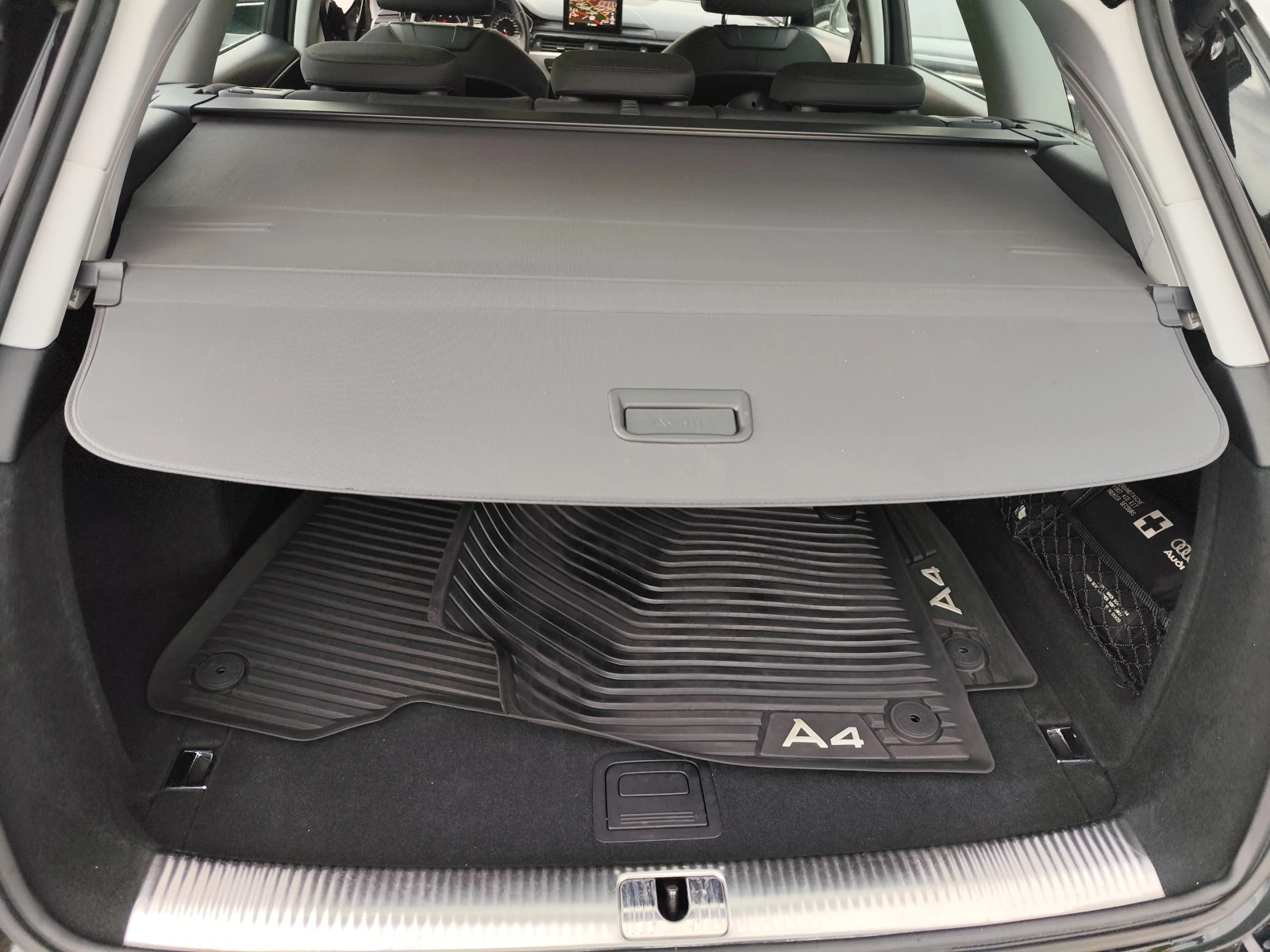 Audi A4 2.0ТDi* QUATTRO* АВТОМАТИК* LED* NAVI* , снимка 14 - Автомобили и джипове - 54357419