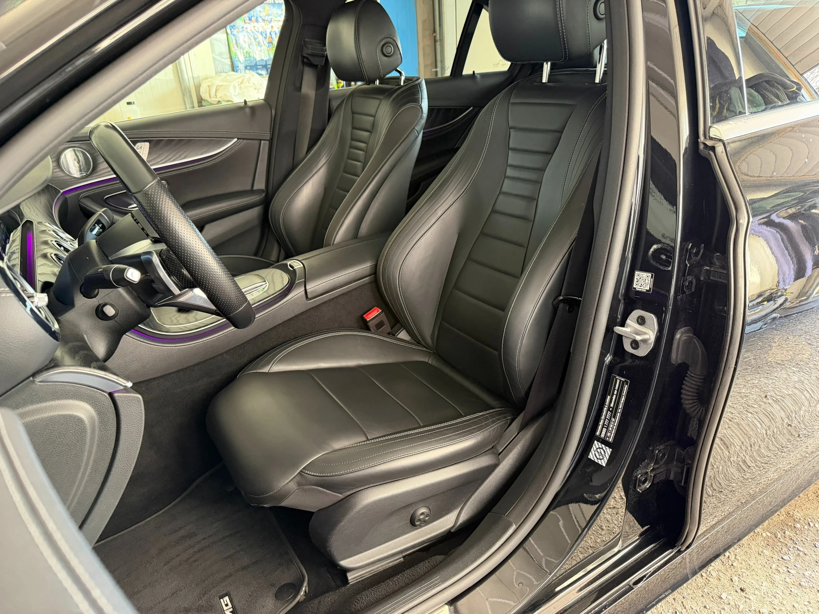 Mercedes-Benz E 220 AMG* СЕРВИЗНА ИСТОРИЯ В МЕРЦЕДЕС, снимка 7 - Автомобили и джипове - 54378776