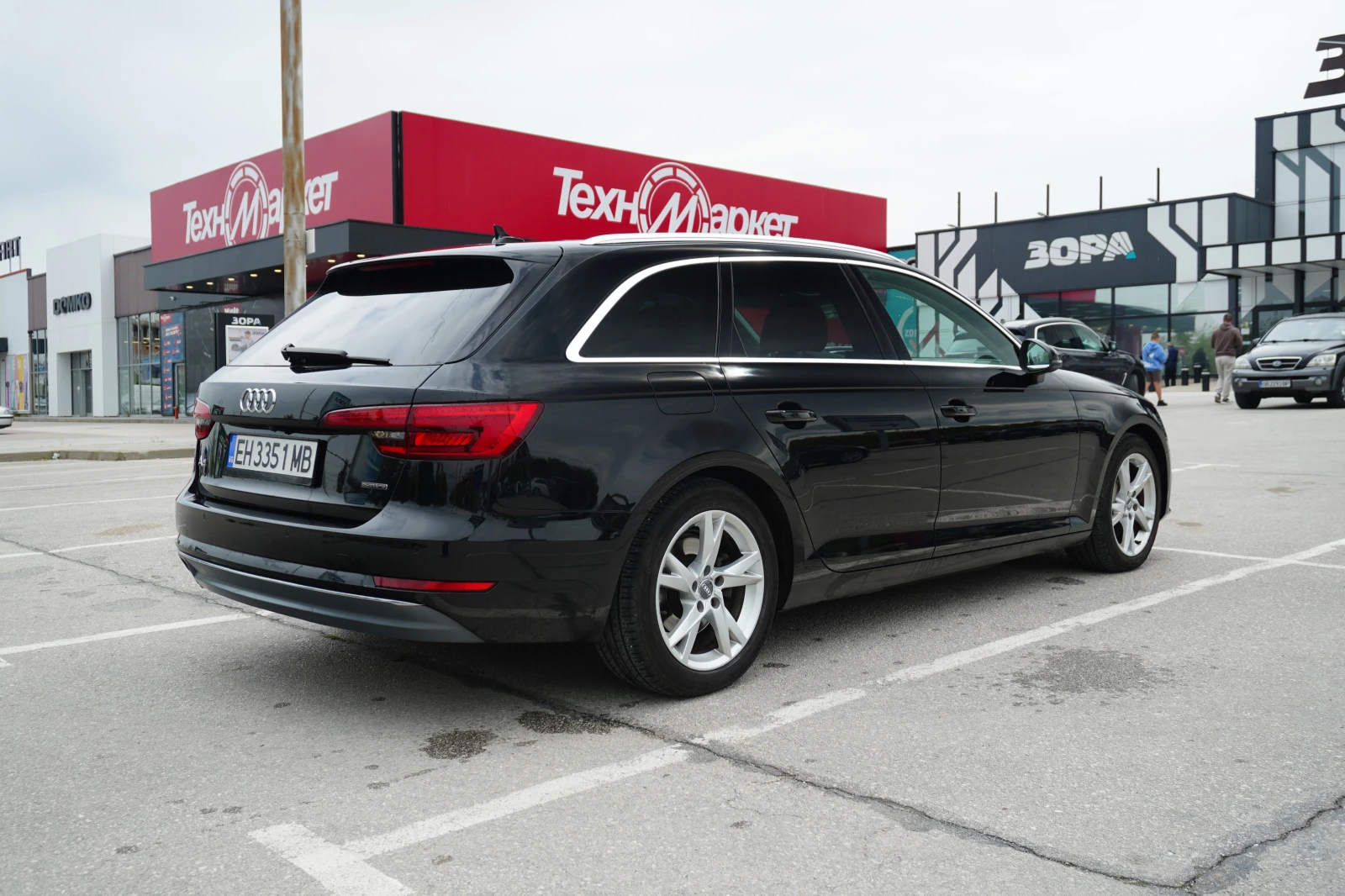 Audi A4 2.0TDI MATRIX QUATTRO, снимка 3 - Автомобили и джипове - 54394520