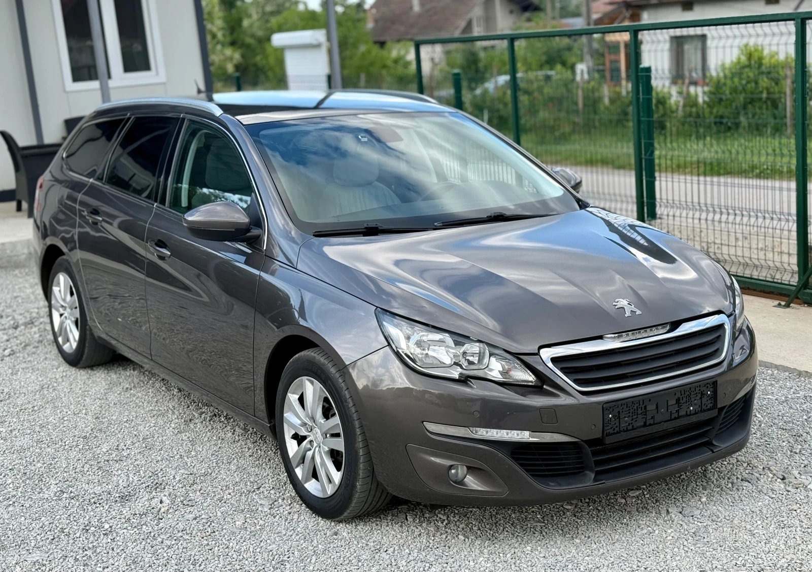 Peugeot 308 1.6HDI* 120* ЕВРО 6* ХОЛАНДИЯ-НА ХОД* КОЖА