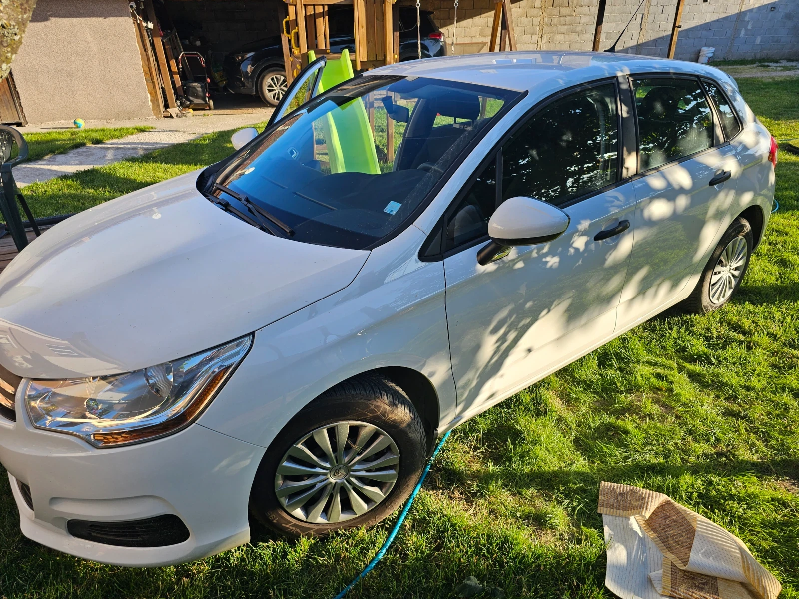 Citroen C4 1.6 D 99hp, снимка 5 - Автомобили и джипове - 54933241