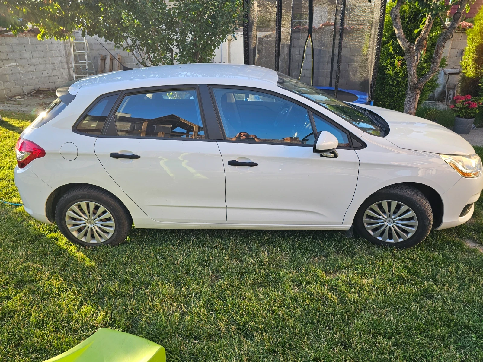 Citroen C4 1.6 D 99hp, снимка 4 - Автомобили и джипове - 54933241