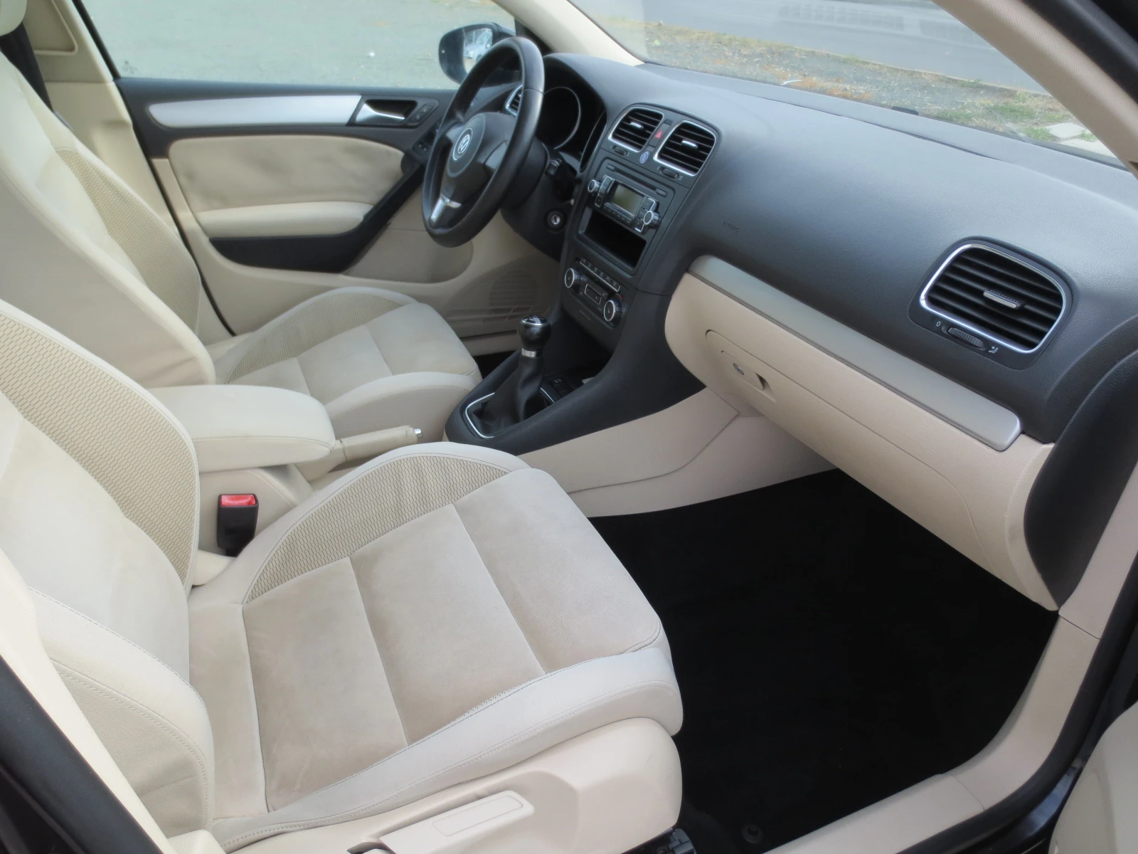 VW Golf 2.0 TDI , снимка 14 - Автомобили и джипове - 55140761