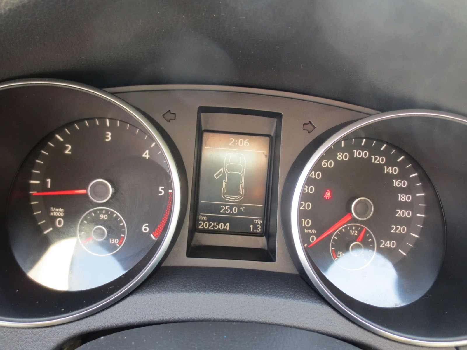 VW Golf 2.0 TDI , снимка 11 - Автомобили и джипове - 55140761