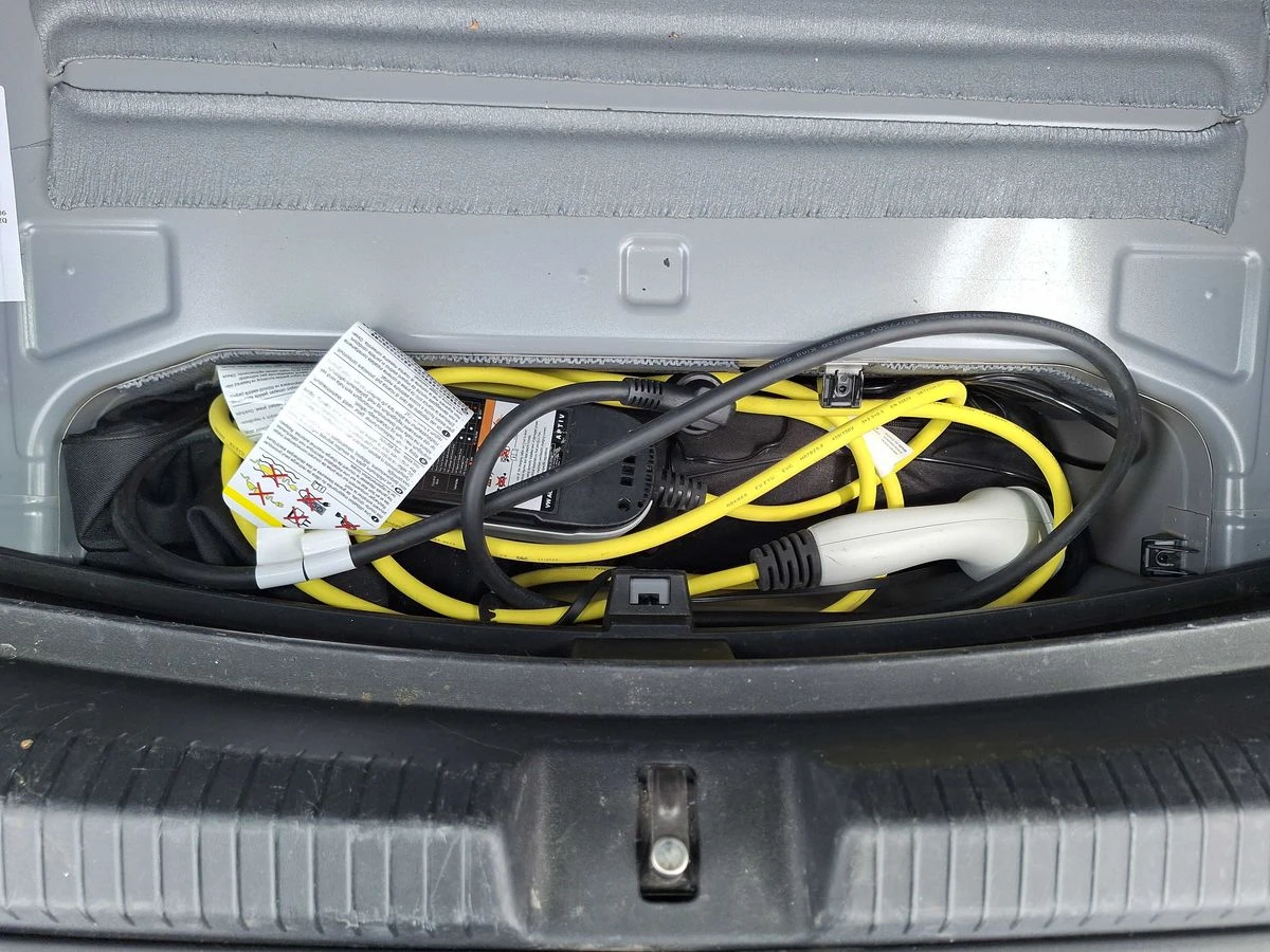 VW ID.3 PRO* 62KW* 94.38%SOH* КАМЕРА* ТЕРМОПОМПА, снимка 10 - Автомобили и джипове - 55268961