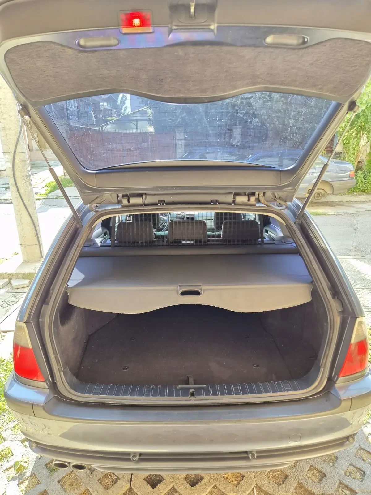 BMW 330 xi, снимка 10 - Автомобили и джипове - 55436922