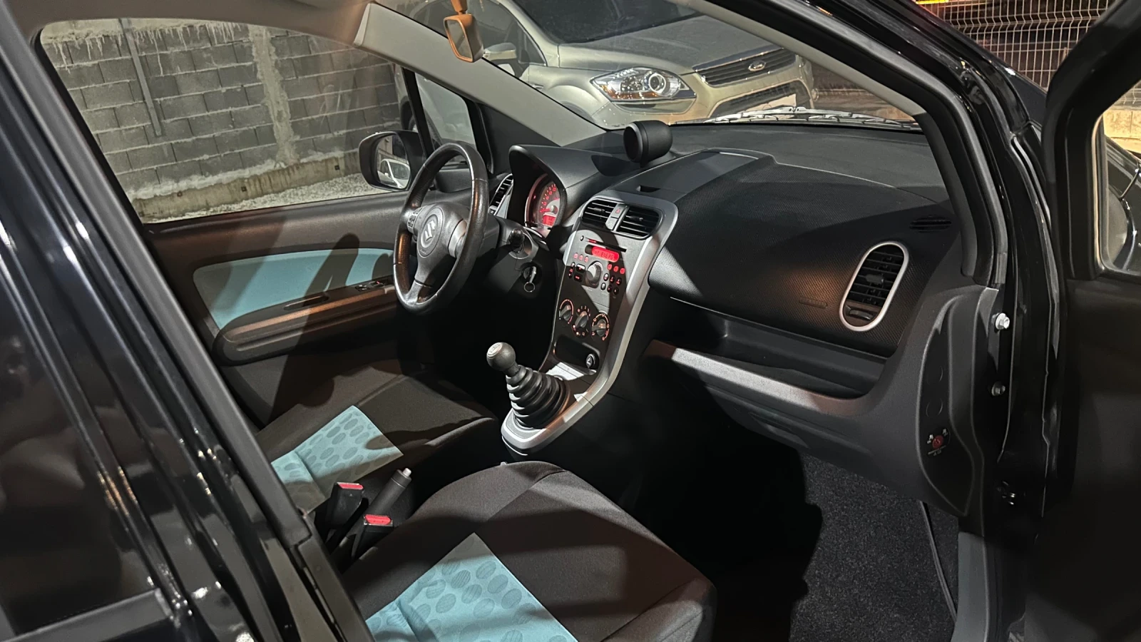 Suzuki Splash 1.3i 85к. с верига! Климатик! , снимка 13 - Автомобили и джипове - 55772615