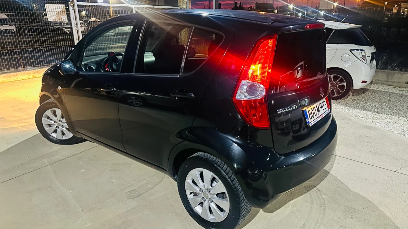 Suzuki Splash 1.3i 85к. с верига! Климатик! , снимка 6 - Автомобили и джипове - 55772615