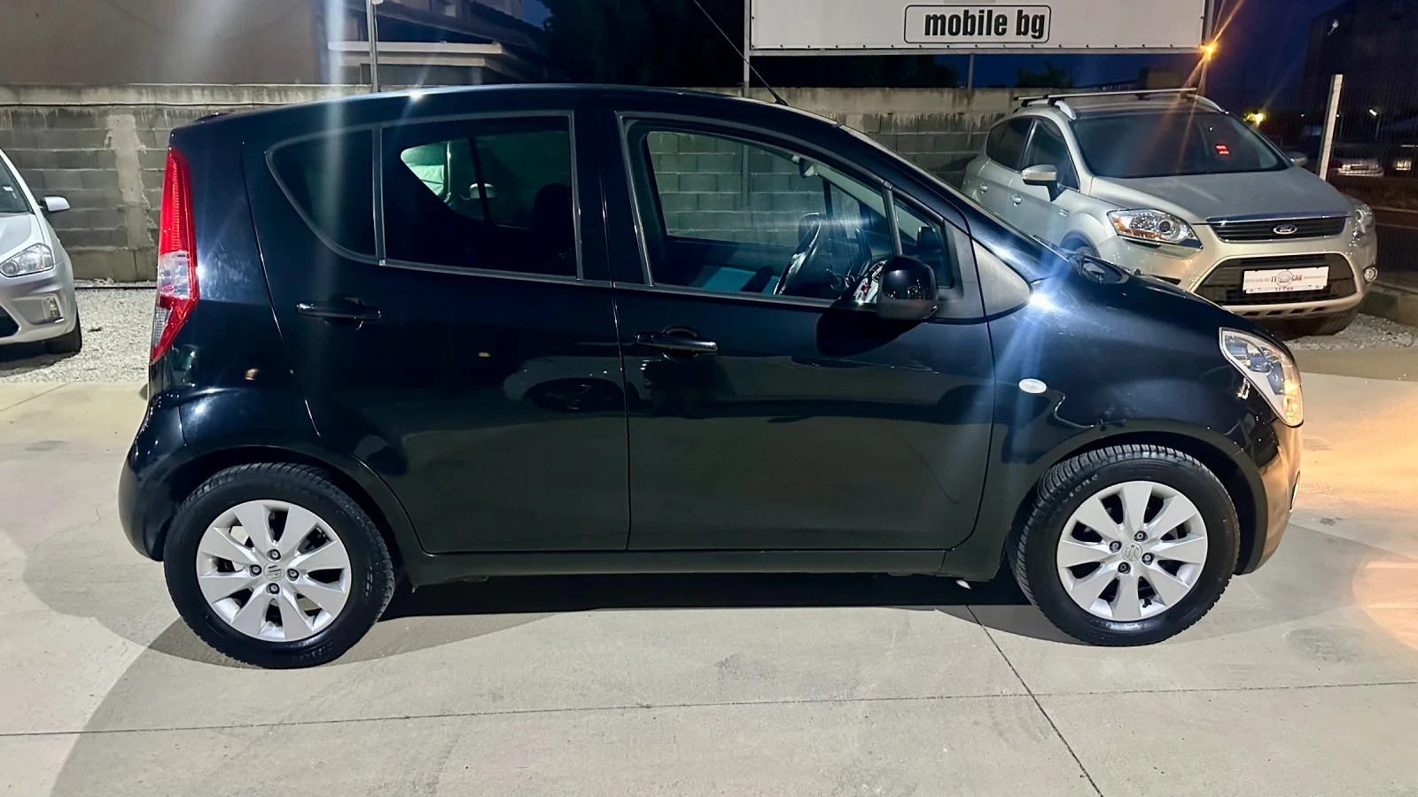 Suzuki Splash 1.3i 85к. с верига! Климатик! , снимка 8 - Автомобили и джипове - 55772615