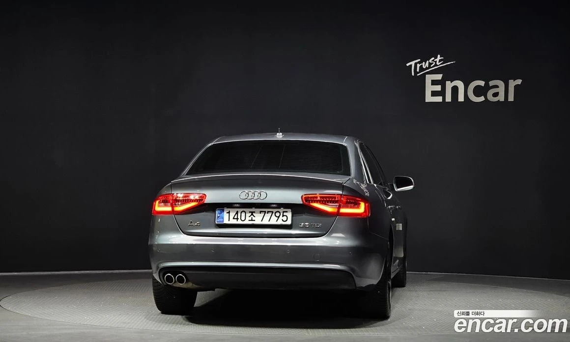 Audi A4 30 TDI Dynamic B8, снимка 4 - Автомобили и джипове - 56122170
