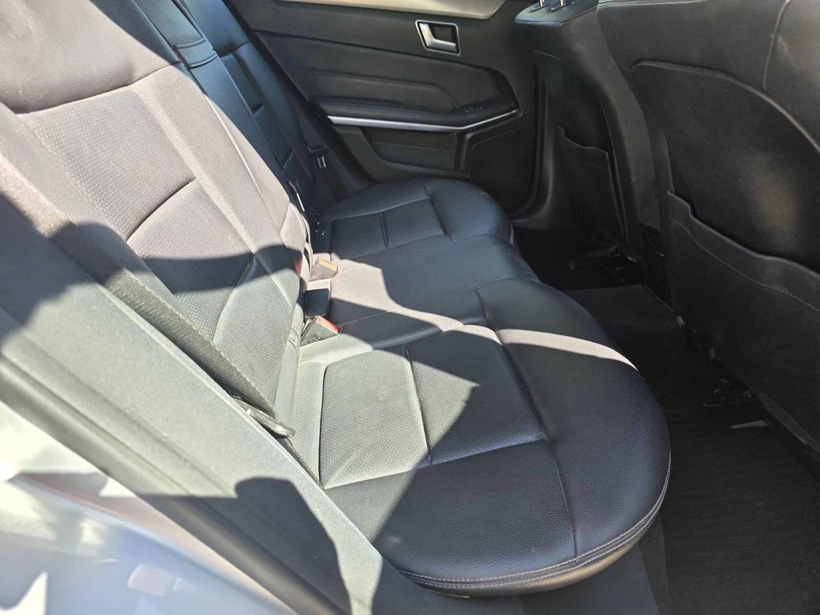 Mercedes-Benz E 350, снимка 10 - Автомобили и джипове - 56586625