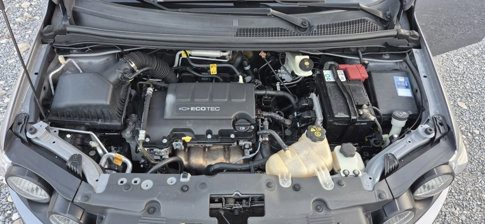 Chevrolet Aveo 1.3, снимка 16 - Автомобили и джипове - 56409264