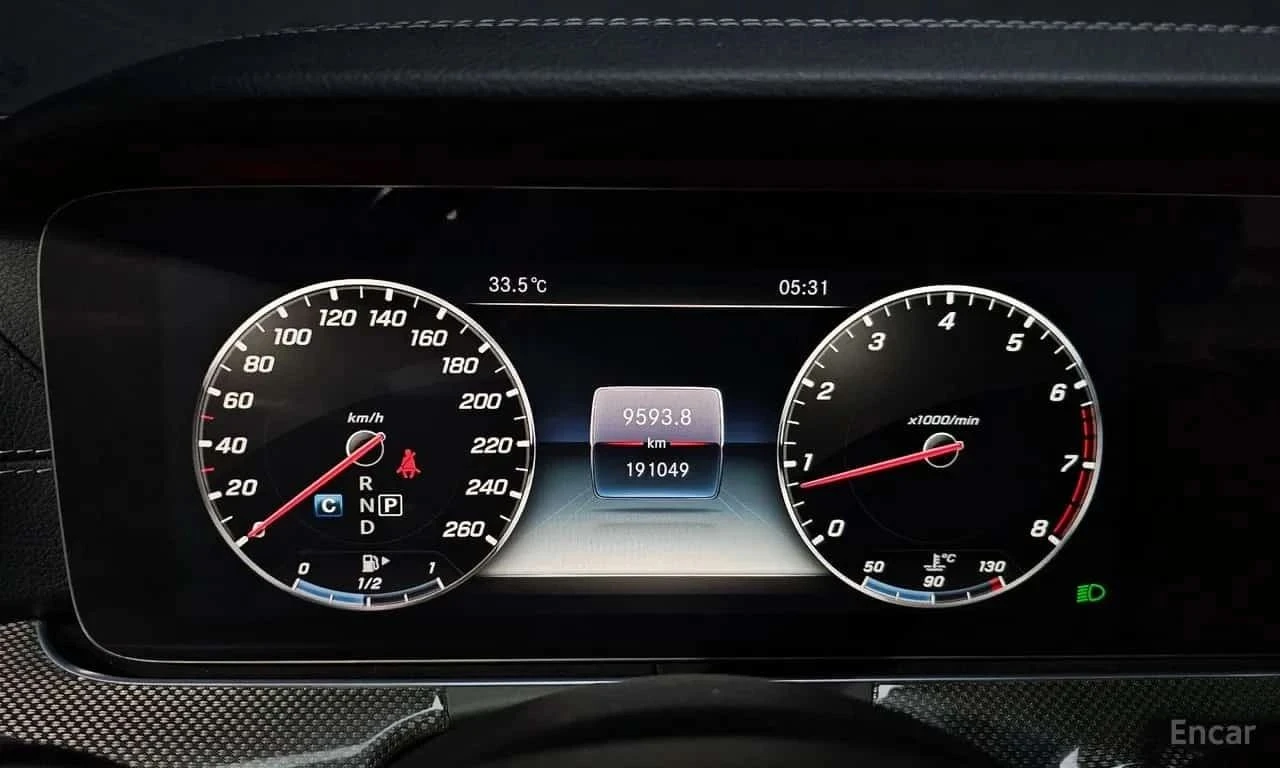 Mercedes-Benz E 300, снимка 8 - Автомобили и джипове - 56737108