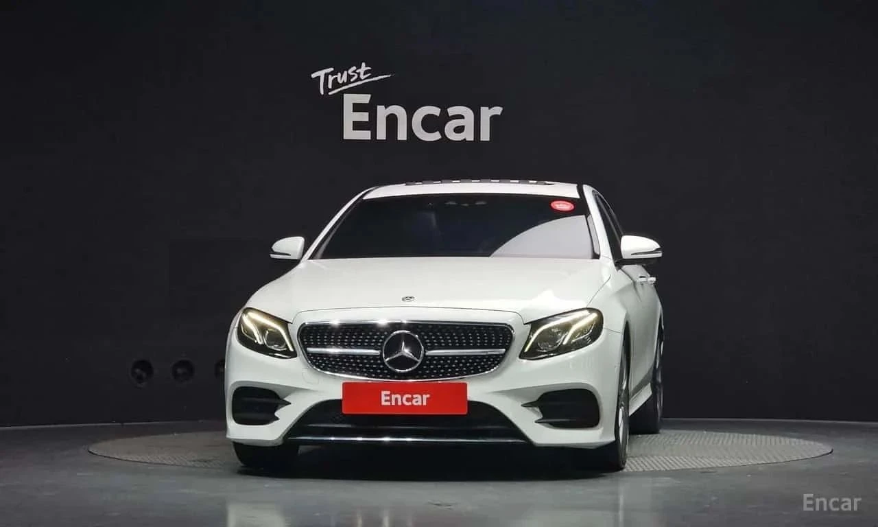 Mercedes-Benz E 300, снимка 3 - Автомобили и джипове - 56737108