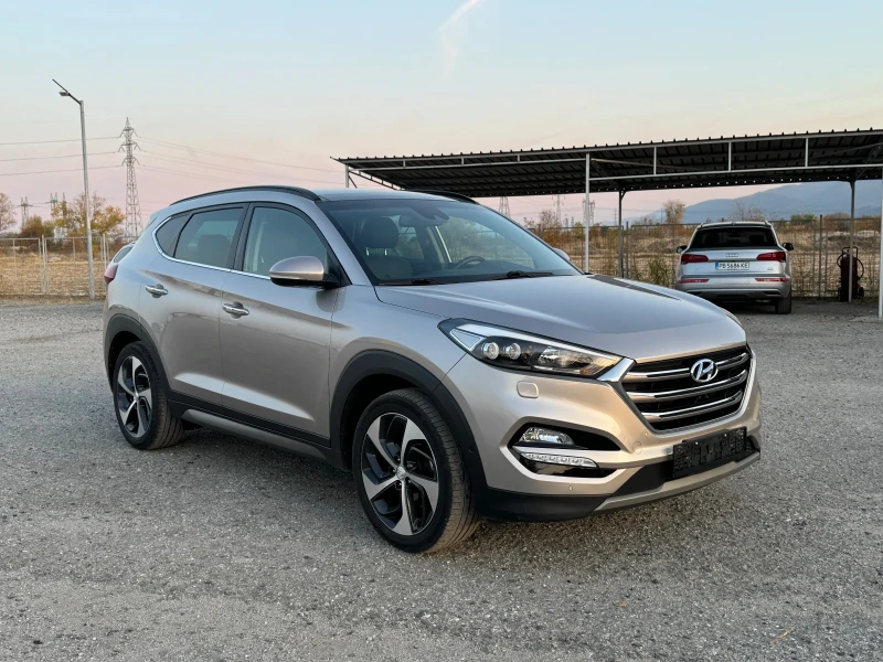 Hyundai Tucson 2.0CRDI Vertex 4WD Автоматик, снимка 1 - Автомобили и джипове - 47804907