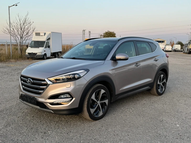 Hyundai Tucson 2.0CRDI Vertex 4WD Автоматик, снимка 3 - Автомобили и джипове - 47804907