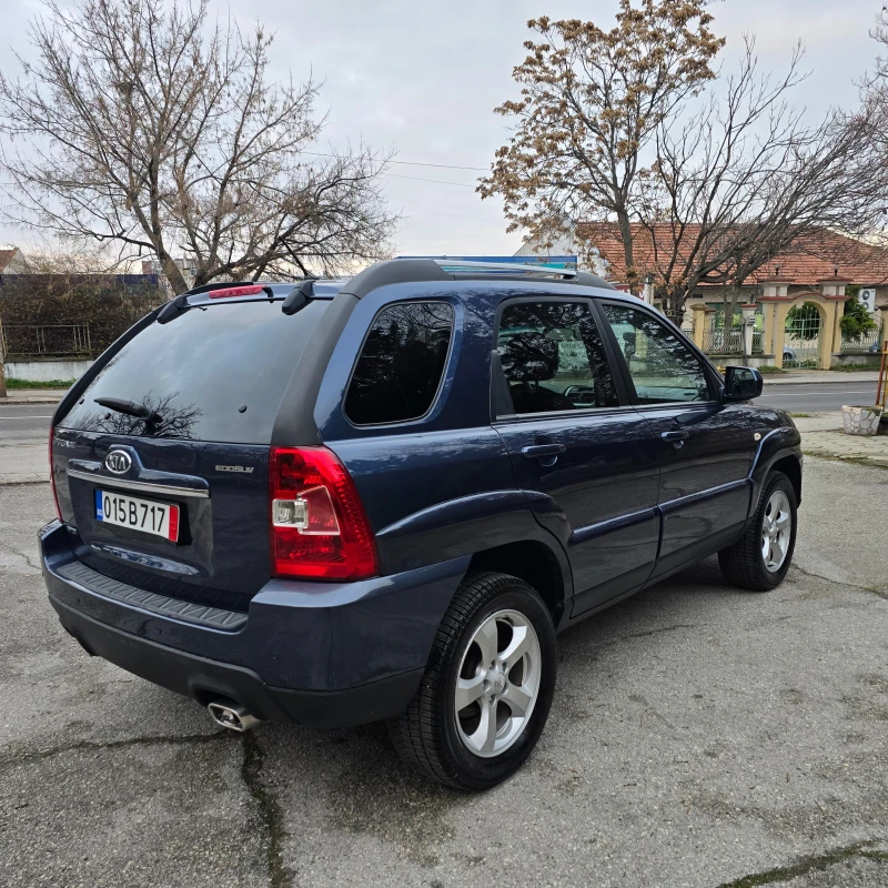 Kia Sportage 2.0i GAZ 4x4 , снимка 8 - Автомобили и джипове - 48216676