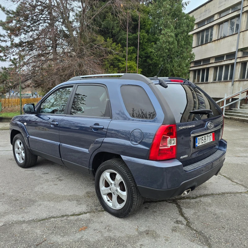 Kia Sportage 2.0i GAZ 4x4 , снимка 11 - Автомобили и джипове - 48216676