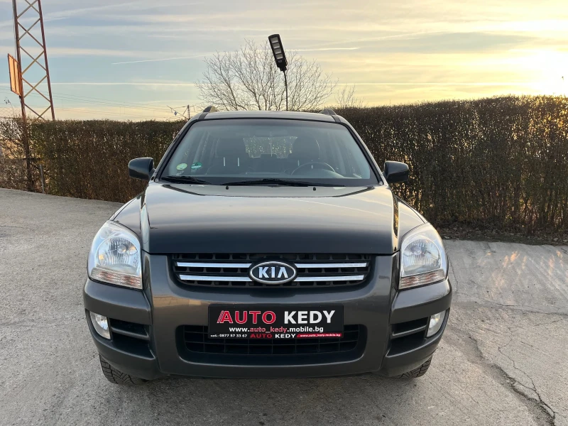 Kia Sportage 2.0i, снимка 1 - Автомобили и джипове - 49131087