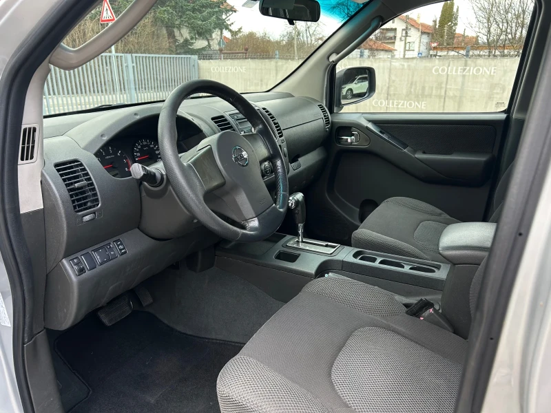 Nissan Navara 2.5D, ВНОС ОТ ИТАЛИЯ, ПЕРФЕКТЕН, снимка 9 - Автомобили и джипове - 49494754