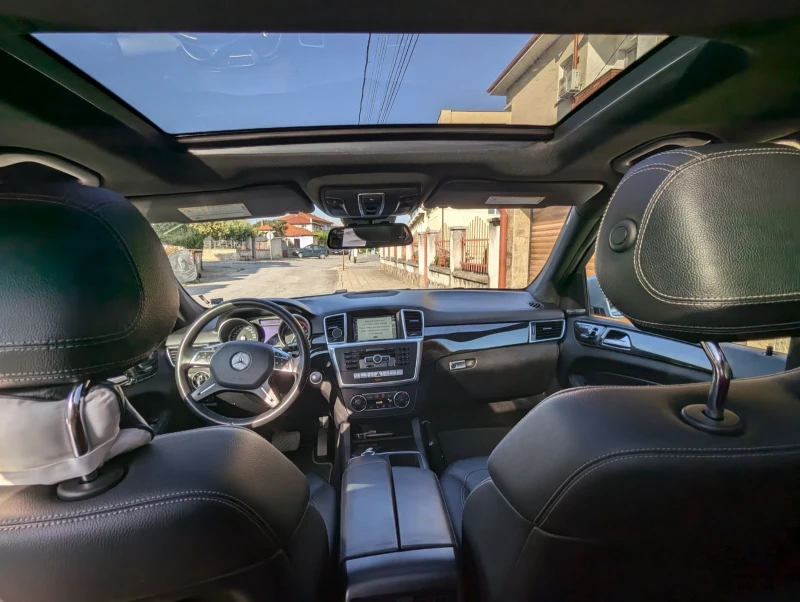 Mercedes-Benz ML 350 AMG Line, Панорама, F1, 4x4, Реални, Камера 360 , , снимка 10 - Автомобили и джипове - 51926510