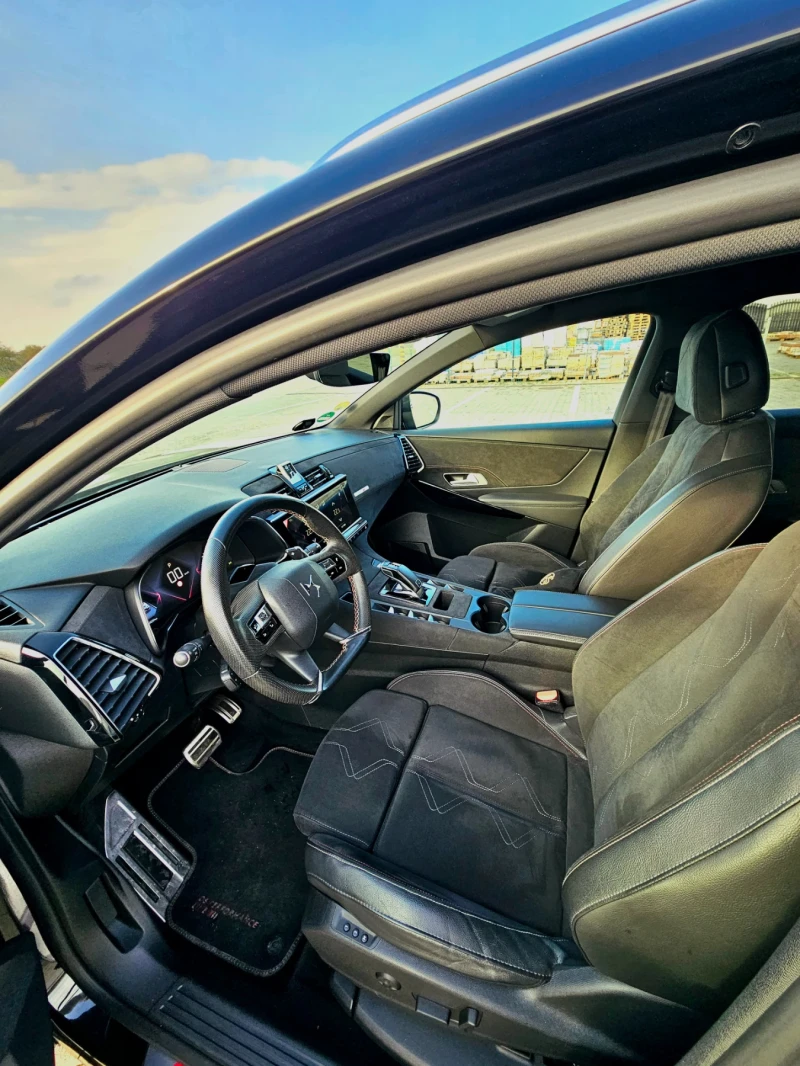 DS DS 7 Crossback 2.0hdi 177kc PERFORMANCE LINE, снимка 11 - Автомобили и джипове - 52446392