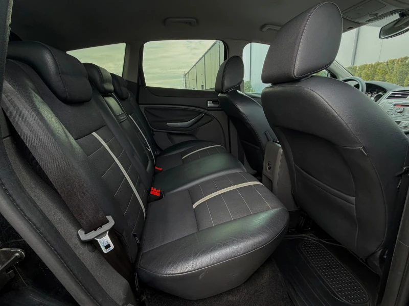 Ford Kuga 2.0 TDCI 4x4 , снимка 10 - Автомобили и джипове - 53392867