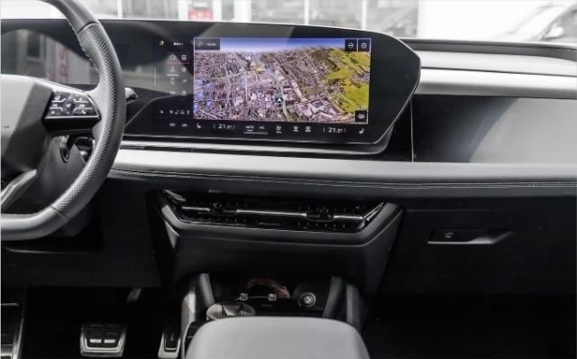 Audi Q6 55 E-TRON/S-LINE/QUATTRO/MATRIX/360 CAMERA/ | Mobile.bg   11