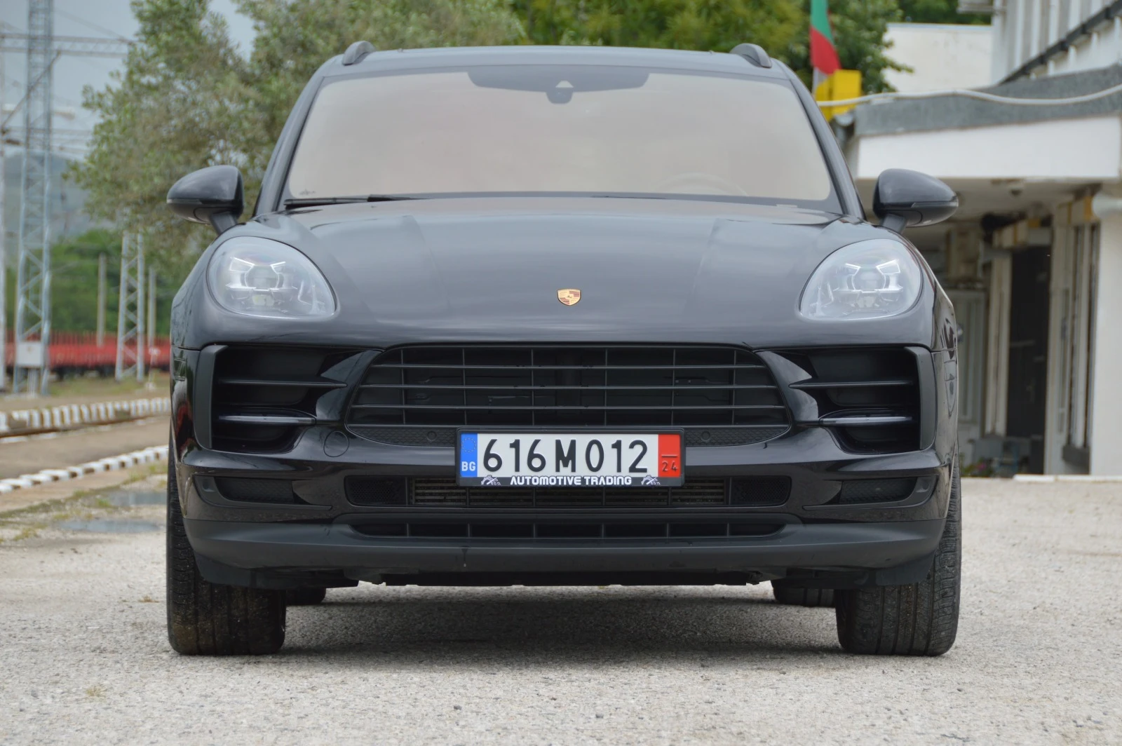 Porsche Macan 2.0T, LED, Pano, Bose, Keyless, 20" - изображение 2