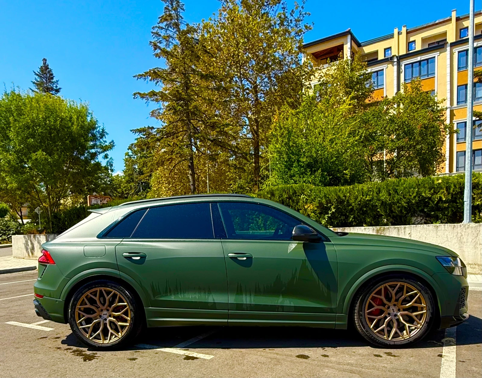 Audi RSQ8  - изображение 8