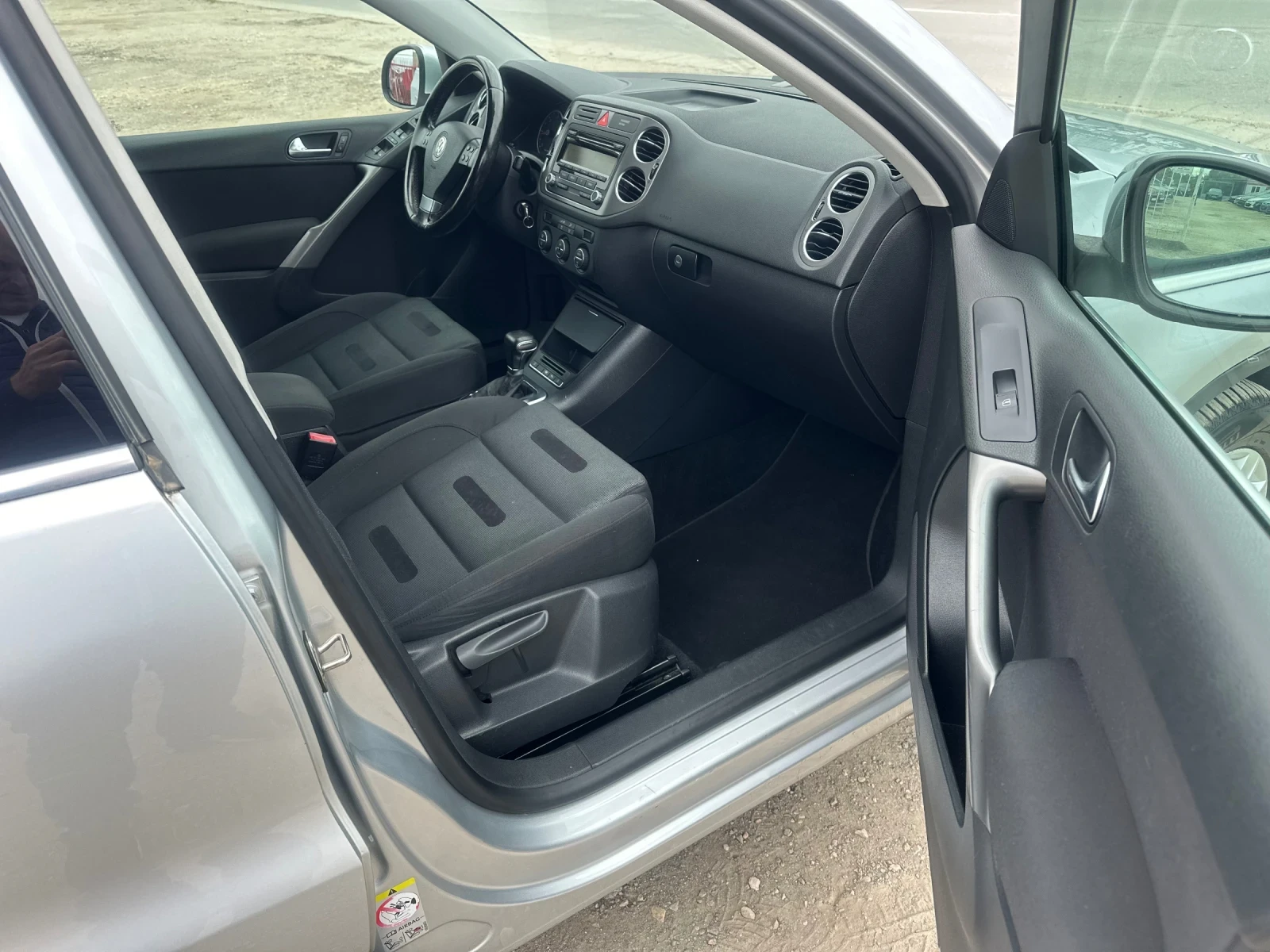 VW Tiguan 2.0 TDI 4X4 - изображение 10