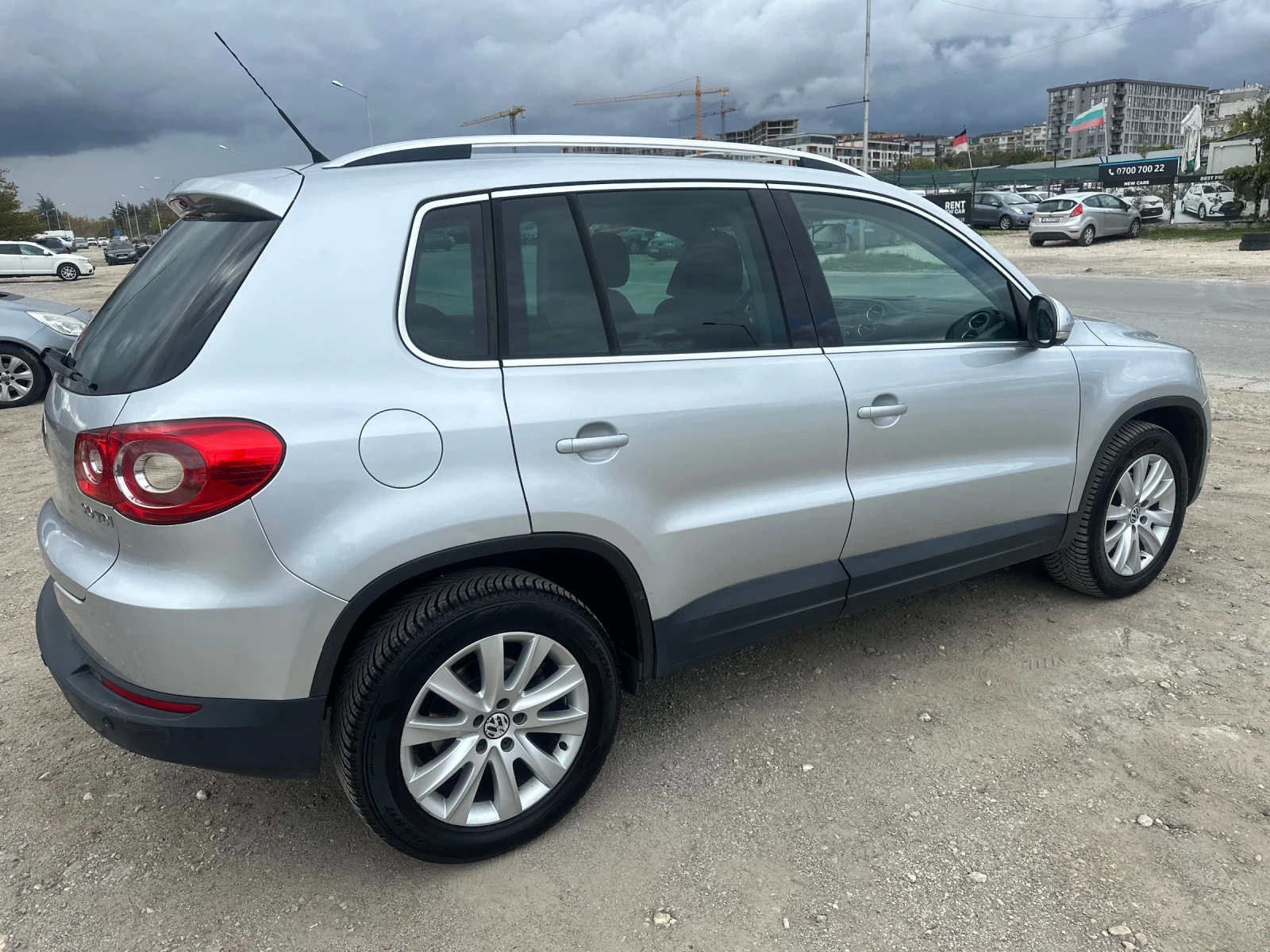 VW Tiguan 2.0 TDI 4X4 - изображение 6