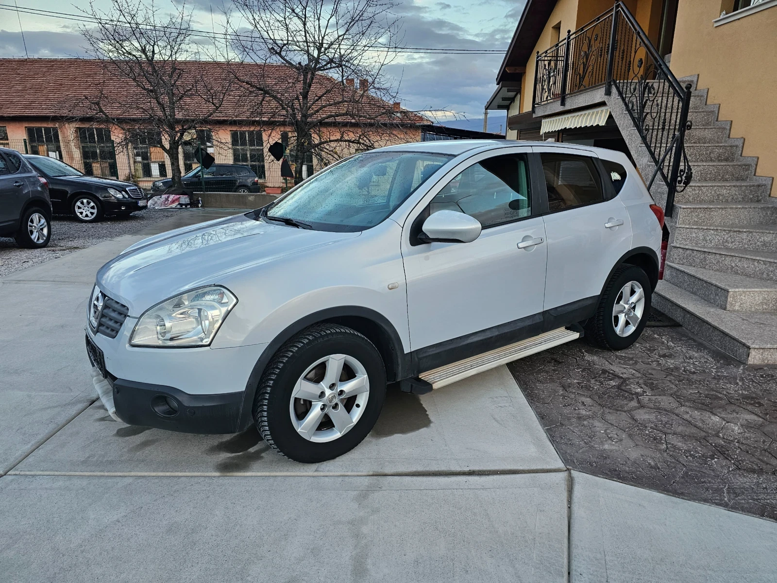 Nissan Qashqai 2.0dci.150k.c.4x4 - изображение 3