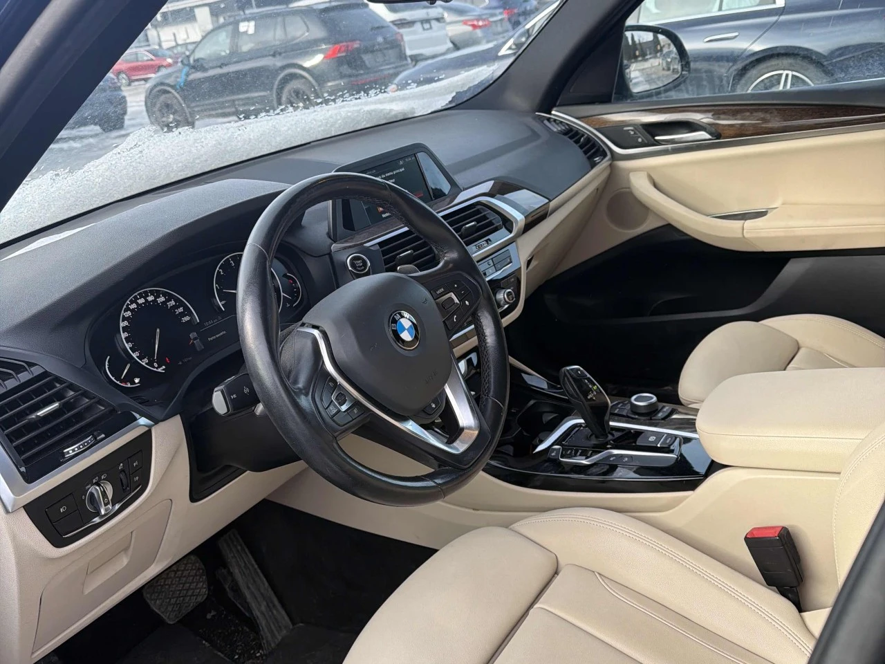 BMW X3 * АВТО КРЕДИТ* ЦЕНА ДО БГ * Сервизна история *  - изображение 6