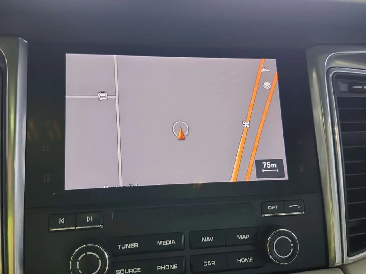 Porsche Macan * S * CARFAX * ПОДГРЕВИ * КАМЕРА * ПАНОРАМА, снимка 8 - Автомобили и джипове - 54092531