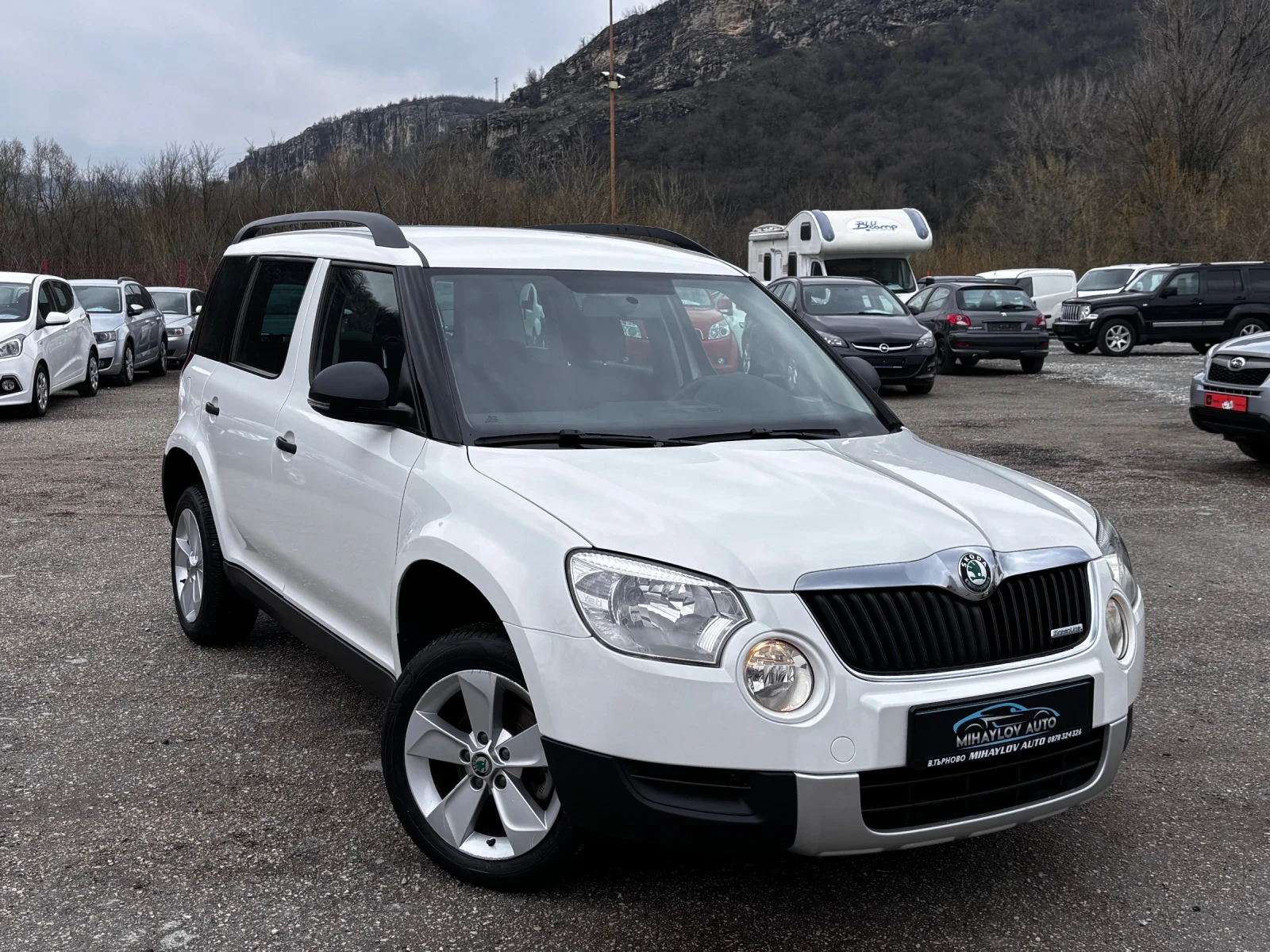 Skoda Yeti 1.6TDI NAVI/CAR PLAY/ЛЕТИ ДЖ./НОВ ВНОС