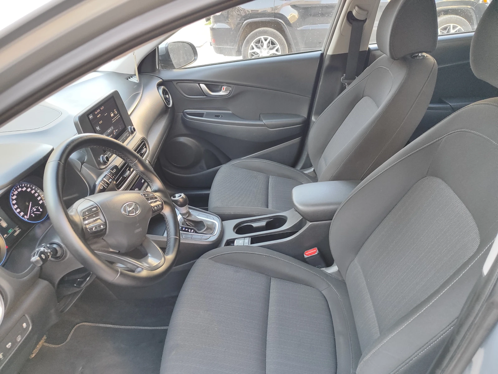 Hyundai Kona Facelift , снимка 10 - Автомобили и джипове - 54548804